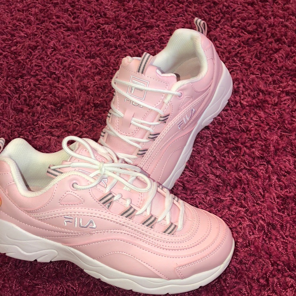 Brand new filas